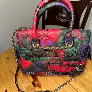 Graffiti purse with matching wallet